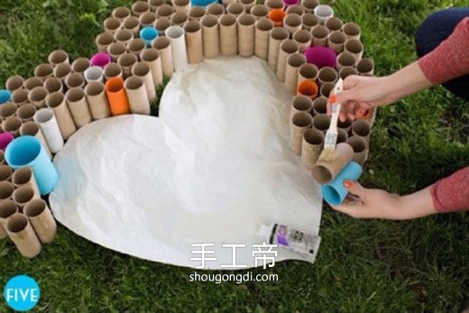 用卷紙筒DIY愛心裝飾 婚禮愛心牆飾怎麼做 -  www.shougongdi.com