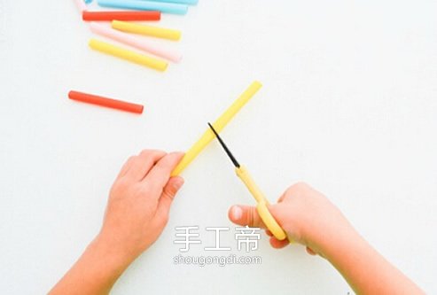 用吸管制作節日掛飾 自制吸管掛飾怎麼做 -  www.shougongdi.com