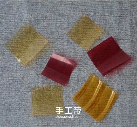 用塑料瓶制作塑料花 做成漂亮頭花的做法 -  www.shougongdi.com