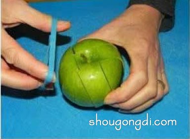 塑料手套廢物利用DIY 剪開可以當做橡皮筋用 -  www.shougongdi.com