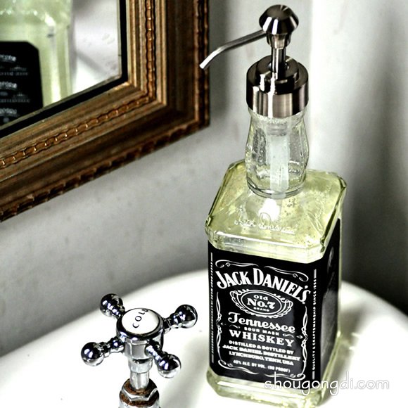 香水瓶廢物利用手工改造洗手液瓶的方法 -  www.shougongdi.com
