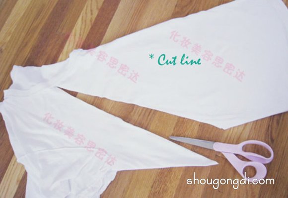舊T恤改造吊帶背心的方法 性感吊帶背心DIY -  www.shougongdi.com