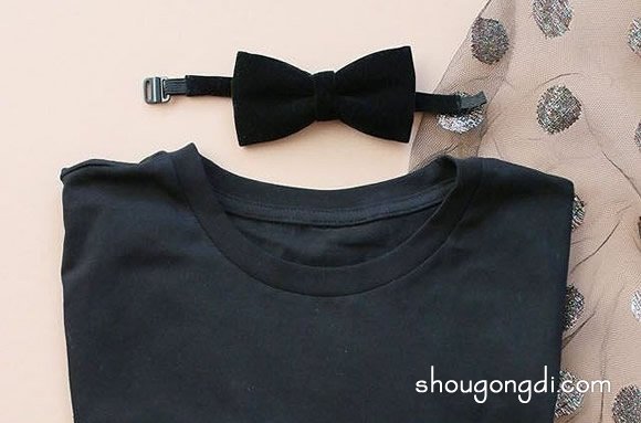 穿舊的T恤改造DIY性感透明薄紗小禮服的教程 -  www.shougongdi.com