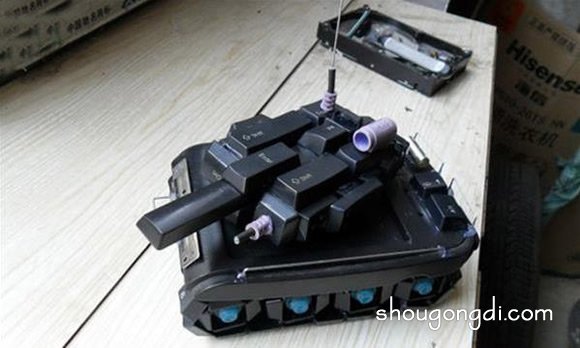 廢鍵盤變廢為寶DIY手工制作坦克模型的教程 -  www.shougongdi.com