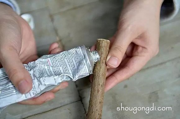 枯樹枝廢物利用DIY唯美燭台和收納掛架 -  www.shougongdi.com