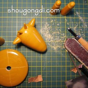 廢棄玻璃瓶配上木頭小配件 變身可愛動物台燈- www.shougongdi.com