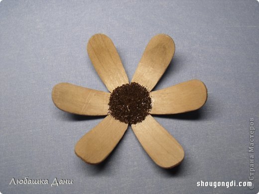 雪糕棍DIY手工制作漂亮手工花的方法- www.shougongdi.com