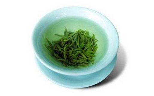 茶葉渣有什麼作用？DIY綠茶茶末面膜
