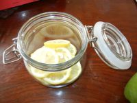 檸檬蜂蜜的做法步驟1