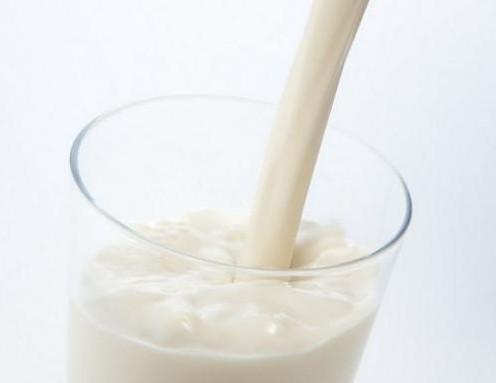 全脂牛奶和脫脂牛奶的區別