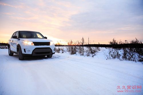 雪天駕駛掌握這些技巧 就不用再擔心了！