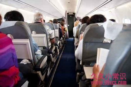 飛機艙內有多髒 細菌可存活近1周 