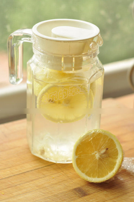 如何搾檸檬汁 讓檸檬用的物超所值