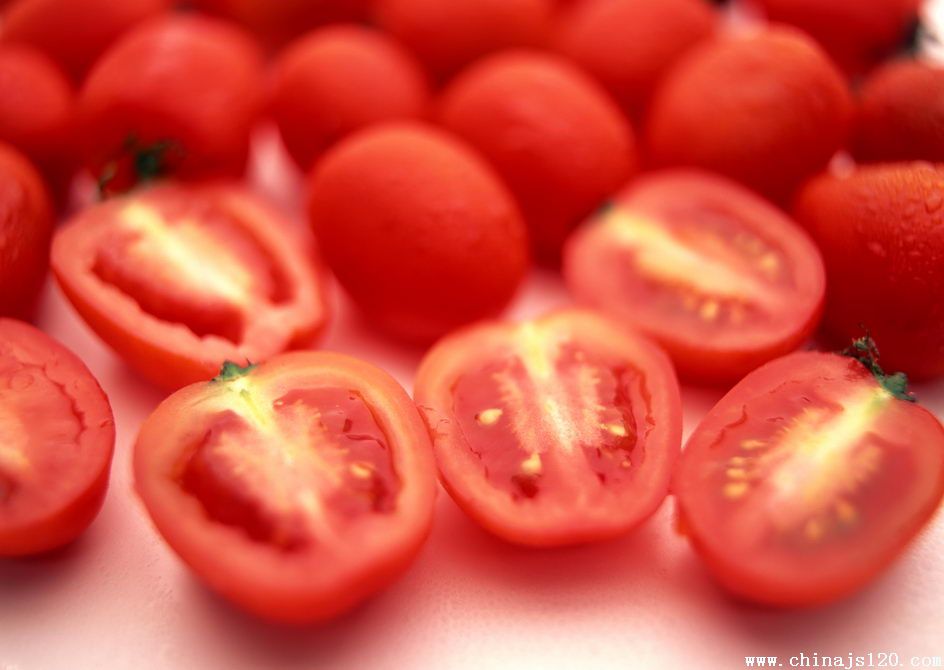番茄如何去皮 小編推薦烤刮煮燙四種竅門