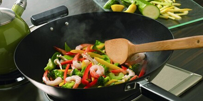 炒菜鐵鍋生銹怎麼辦 清洗鐵鍋有妙招少用洗滌劑