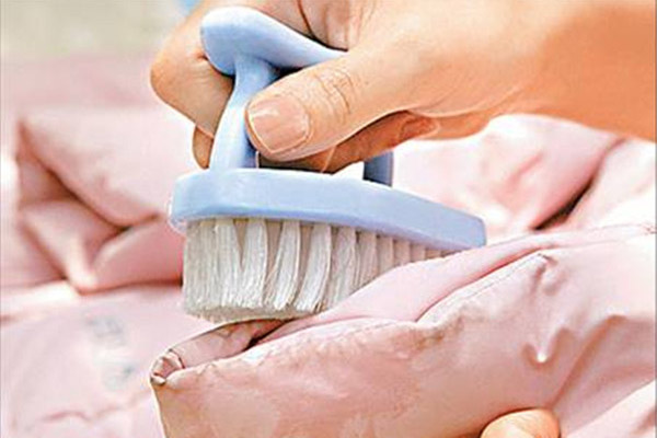 洗衣機洗羽絨服的正確方法 手洗羽絨服的方法