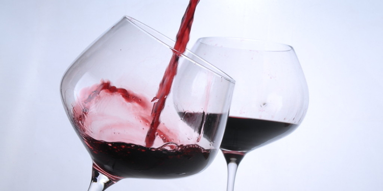 過期的紅酒有啥妙用 喝剩或過期紅酒巧利用