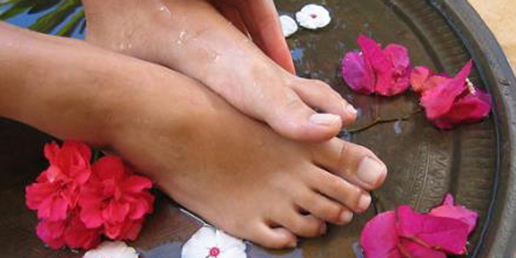 腳上起水泡很癢怎麼辦 止腳癢起水泡的方法妙招