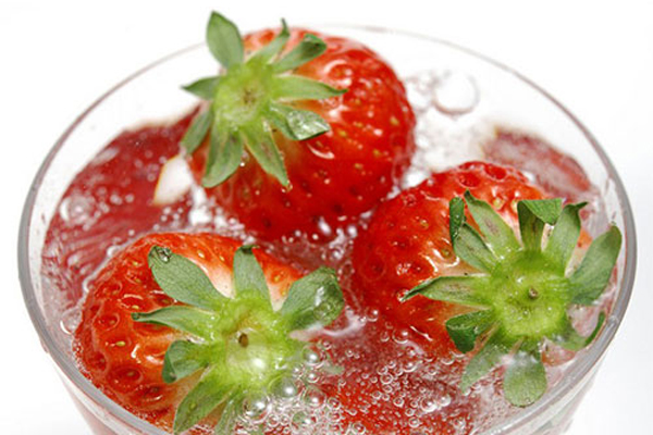 草莓要怎麼洗才干淨 清洗草莓的小竅門