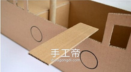 用瓦楞紙制作帆船模型 自制帆船模型怎麼做 -  www.shougongdi.com