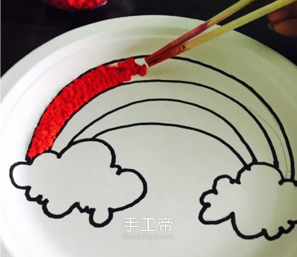用衛生紙畫餐盤畫方法 手工彩虹餐盤畫怎麼做 -  www.shougongdi.com