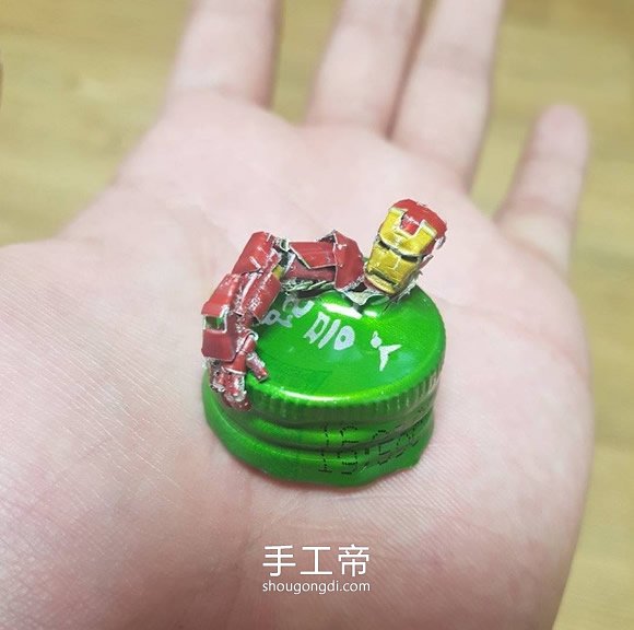 用金屬瓶蓋做手工的作品 DIY啤酒瓶蓋怎麼做 -  www.shougongdi.com