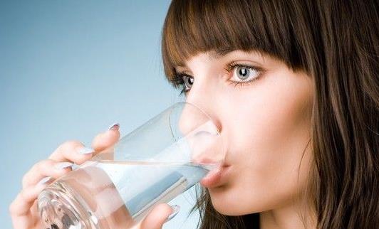 喝水也能治病 正確喝水治身體5種不適