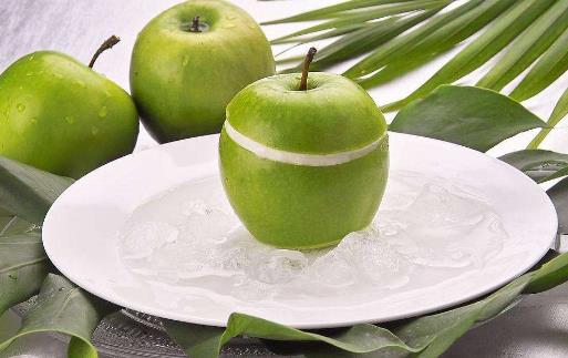 吃蘋果啃到核會中毒？