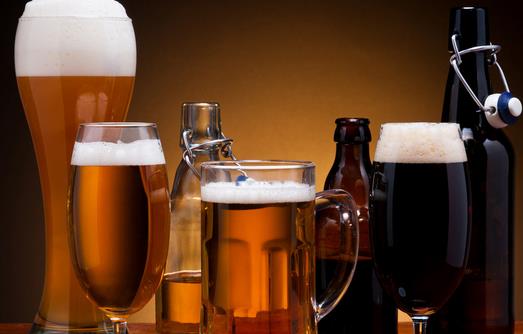 適量喝啤酒有益健康 過度飲用有四大危害