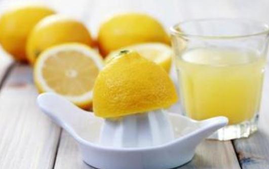 喝檸檬水有什麼好處？促進血液循環