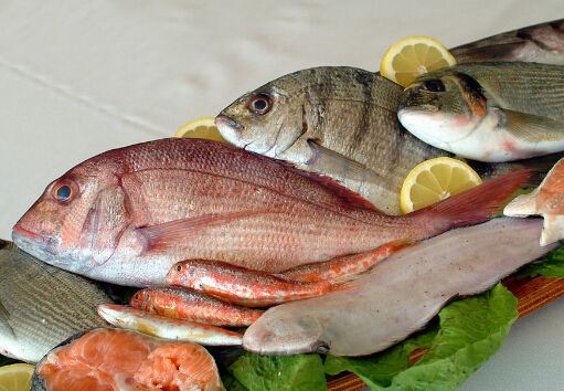 每周吃兩次海魚可以防耳聾-海魚的功效