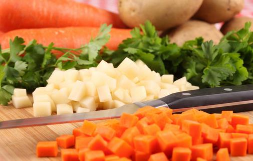 胡蘿卜怎麼吃最有營養？胡蘿卜的吃法