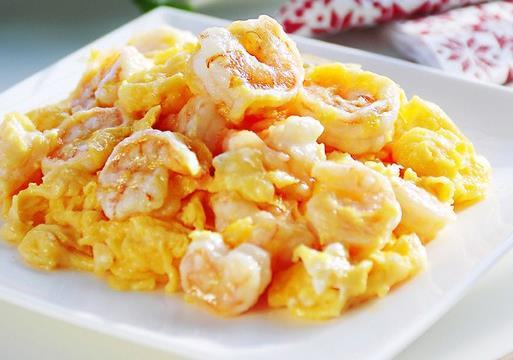 怎樣炒雞蛋更鮮嫩？炒雞蛋的做法與技巧