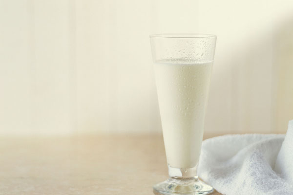 夏天怎樣飲用牛奶會更加有效呢？