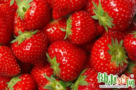 春天吃什麼水果？春天吃草莓可以明目養肝