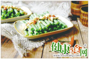 夏日下飯菜：腐乳汁拌豇豆