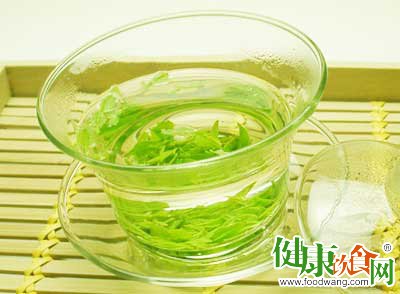 冬天喝什麼茶好？冬季喝蜂蜜苦丁茶好處多