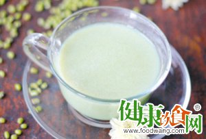 夏天喝什麼湯好？推薦這款菊花綠豆漿