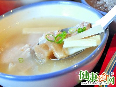 冬天喝什麼湯好？試試這款滋補素筍湯