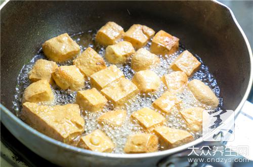 豆腐不能與什麼同吃，這10種食物你要注意。