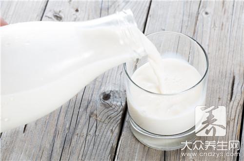 高營養的牛奶，這9類人喝了竟是穿腸毒藥！(6)