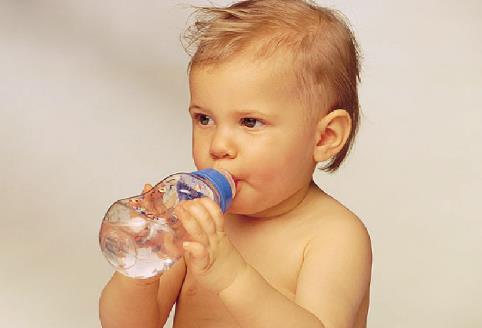 不喝生水 讓孩子遠離肝炎