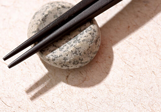 筷子使用的要點-筷子要晾干再儲藏