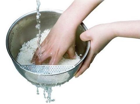 淘米水的妙用：淘米水不為人知的10大功效妙用