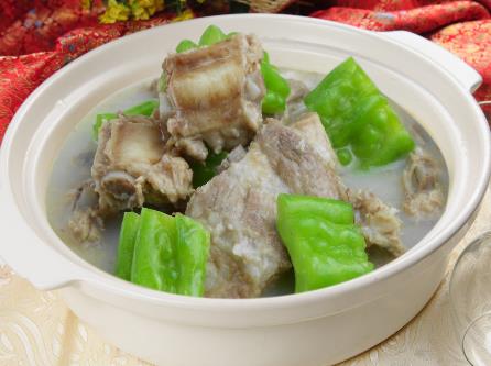 夏天吃什麼菜降火？苦瓜炖排骨的做法