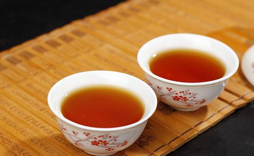喝紅茶的好處：紅茶能助消化