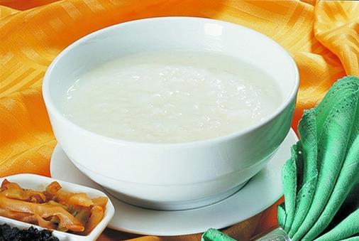 白米粥易消化但營養價值低