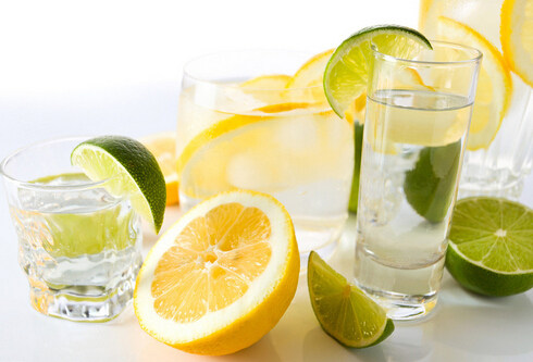 檸檬水的介紹-檸檬水水的功效