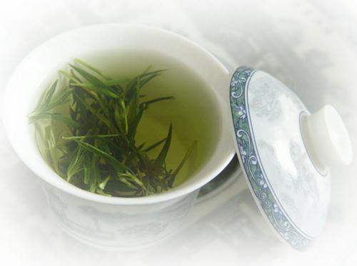 白茶的功效與作用-白茶的沖泡方法-白茶的飲用方法及注意事項