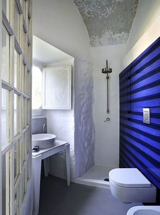 衛生間淺藍色瓷磚效果圖